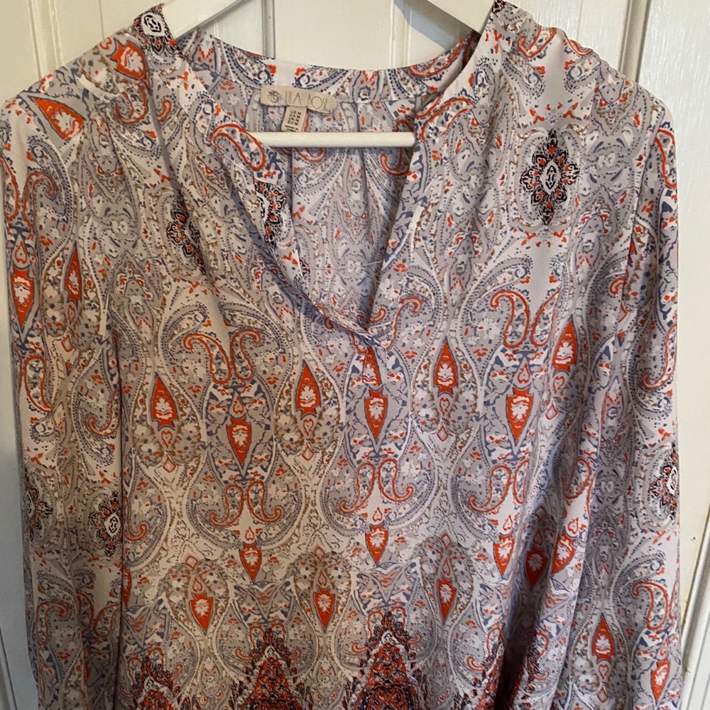 Beautiful blouse from old navy.